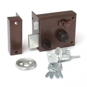 243 С-Петербург Балтика -2 с/защел Замок накладной (12) 243 С-Петербург Балтика -2 с/защел Замок накладной (12)